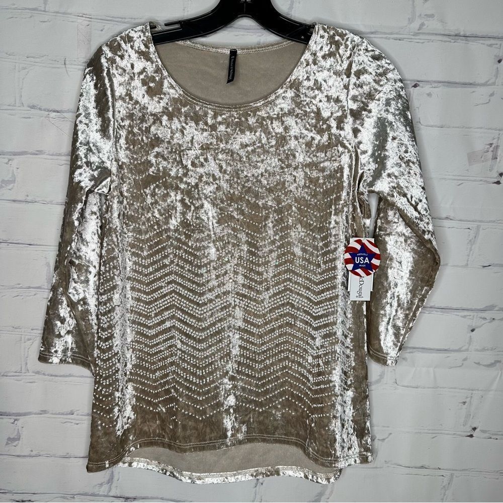 Bleeker & McDougal petite small‎ beige top - brand new with tags!